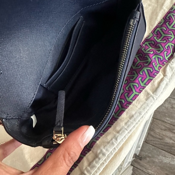 New Tory Burch Emerson Top Handle Women's Saffiano Leather Crossbody navy - Picture 5 of 9